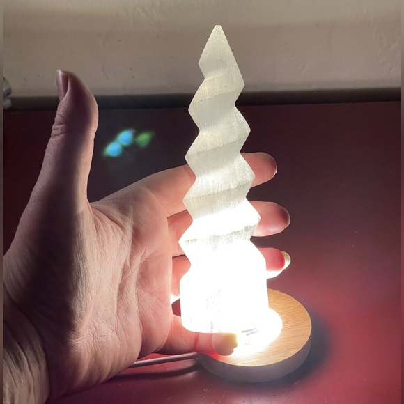 Genuine Selenite tower light - Picture 15 of 15
